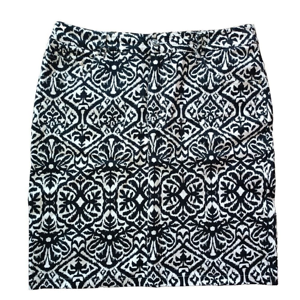 E39 by Eric Pencil Skirt Size 10 Black White Ikat Print Womens Stretch 5 Pocket